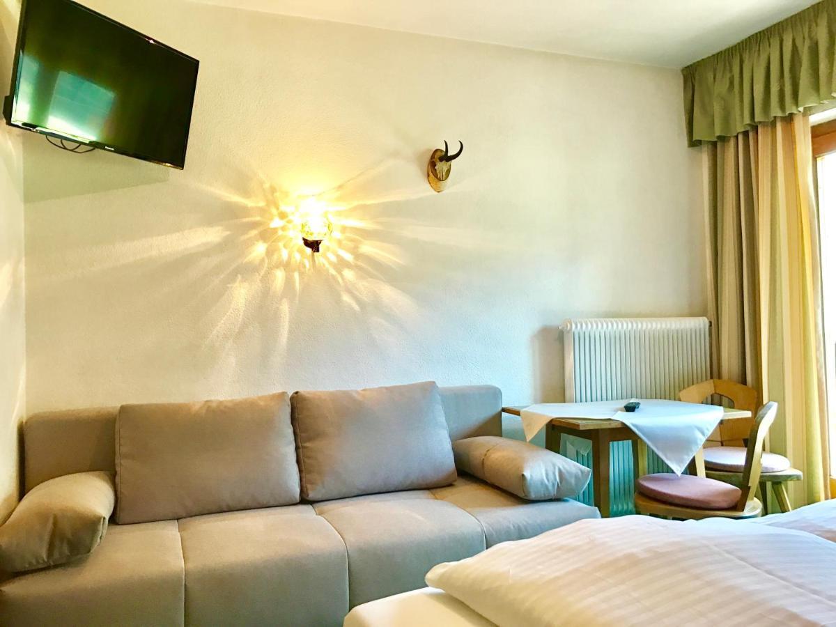 Hotel Schwarzer Adler Pettneu am Arlberg Exteriér fotografie