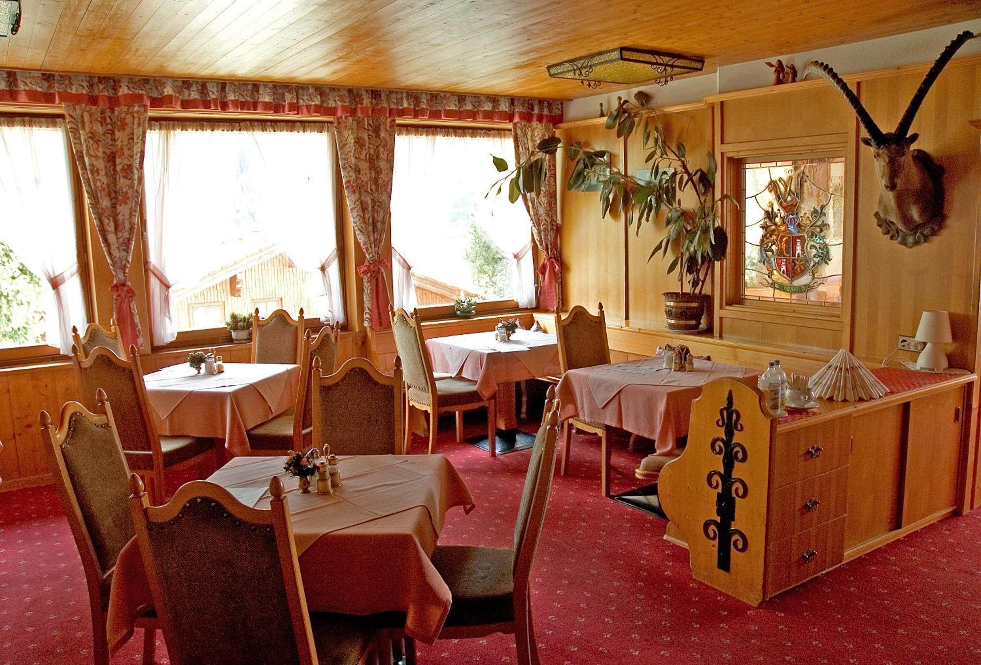 Hotel Schwarzer Adler Pettneu am Arlberg Exteriér fotografie
